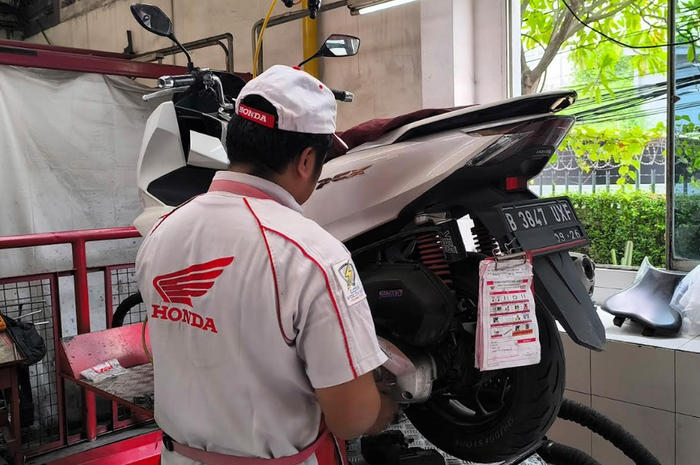 Waktunya Manjakan Motor Matic Kalian ke AHASS, Promo Desember Ada Potongan Jasa Servis 25%